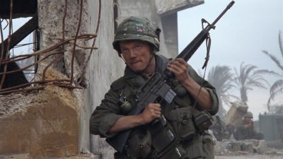 Still from Full Metal Jacket (1987) that has been tagged with: soldier & gun & medium shot