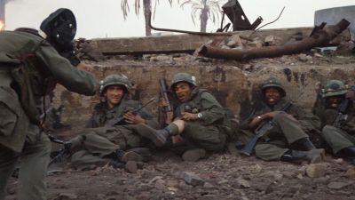 Still from Full Metal Jacket (1987) that has been tagged with: group-shot