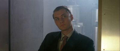 Still from Gattaca (1997) that has been tagged with: interior & clean single & medium shot
