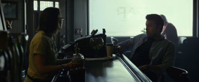 Still from Gone Girl (2014) that has been tagged with: bar & bartender