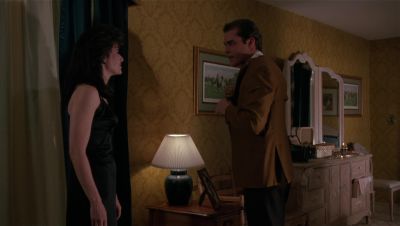 Still from GoodFellas (1990) that has been tagged with: interior & arguing