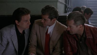 Still from GoodFellas (1990) that has been tagged with: 110d09