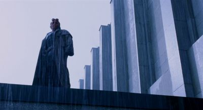 Still from Hellboy (2004) that has been tagged with: clean single & low-angle & rain