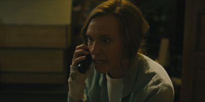 Still from Hereditary (2018) that has been tagged with: phone