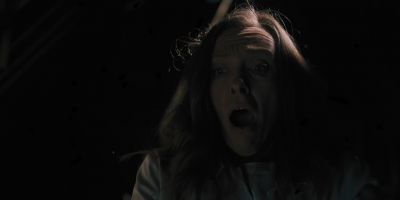 Still from Hereditary (2018) that has been tagged with: screaming & medium close-up