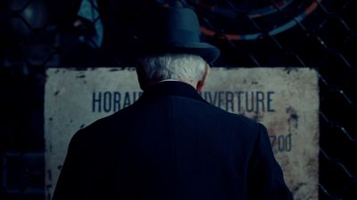 Still from Hugo (2011) that has been tagged with: 004852 & medium shot & night