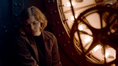 Still from Hugo (2011) that has been tagged with: 470607 & medium shot & clean single