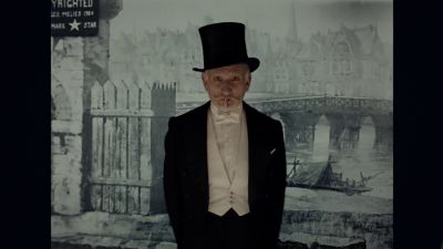 Still from Hugo (2011) that has been tagged with: medium wide