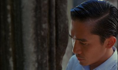Still from In the Mood For Love (2000) that has been tagged with: exterior & close-up