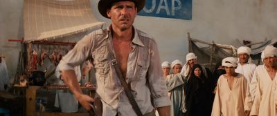 Still from Indiana Jones and the Raiders of the Lost Ark (1981) that has been tagged with: cd9574 & gun