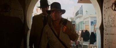 Still from Indiana Jones and the Raiders of the Lost Ark (1981) that has been tagged with: 714f38 & interior & doorway & day