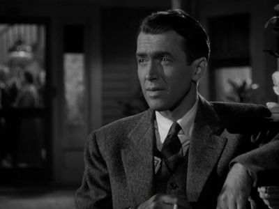 Still from It's A Wonderful Life (1946) that has been tagged with: night & clean single & medium shot