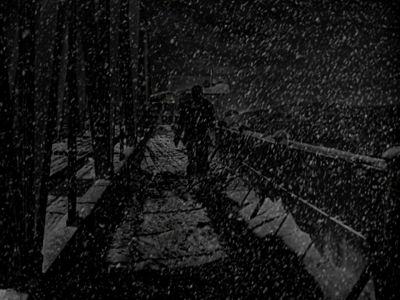 Still from It's A Wonderful Life (1946) that has been tagged with: night & snow