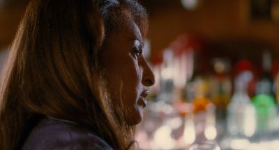 Still from Jackie Brown (1997) that has been tagged with: bar