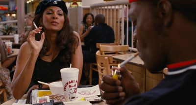 Still from Jackie Brown (1997) that has been tagged with: ecd541 & food court