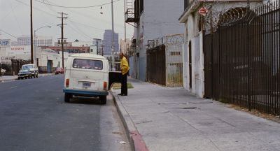 Still from Jackie Brown (1997) that has been tagged with: c5b359 & exterior & wide shot
