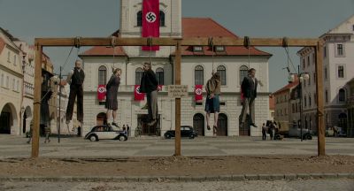 Still from JoJo Rabbit (2019) that has been tagged with: 331414 & gallows & flag & swastika