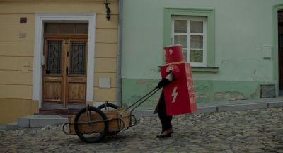 Still from JoJo Rabbit (2019) that has been tagged with: 738778