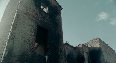 Still from JoJo Rabbit (2019) that has been tagged with: 92a3b0