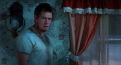 Still from Killer Joe (2011) that has been tagged with: 4998d0 & interior & night