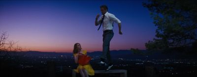 Still from La La Land (2016) that has been tagged with: skyline & horizon & wide shot