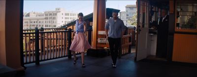 Still from La La Land (2016) that has been tagged with: balcony & wide shot & exterior & day