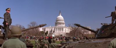 Still from Mars Attacks! (1996) that has been tagged with: military & crowd