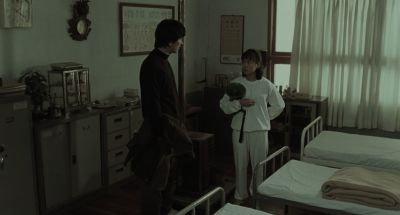 Still from Memories of Murder (2003) that has been tagged with: hospital