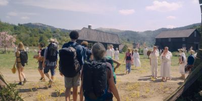 Still from Midsommar (2019) that has been tagged with: hiking & backpacker & group-shot