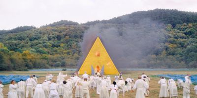 Still from Midsommar (2019) that has been tagged with: burning building