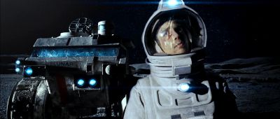 Still from Moon (2009) that has been tagged with: flare & spaceship