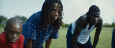 Still from Moonlight (2016) that has been tagged with: 5d8aa8 & day & three-shot
