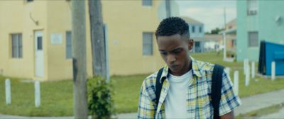 Still from Moonlight (2016) that has been tagged with: 08447d & clean single & medium shot & day