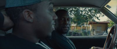 Still from Moonlight (2016) that has been tagged with: medium close-up & car interior