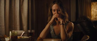 Still from Mud (2013) that has been tagged with: eating & interior & clean single