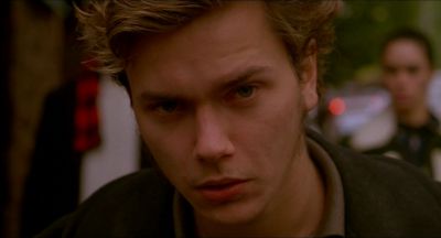 Still from My Own Private Idaho (1991) that has been tagged with: interior