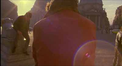 Still from My Own Private Idaho (1991) that has been tagged with: lens flare & flare