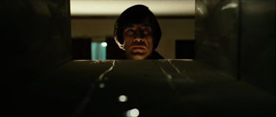 Still from No Country For Old Men (2007) that has been tagged with: frame in a frame