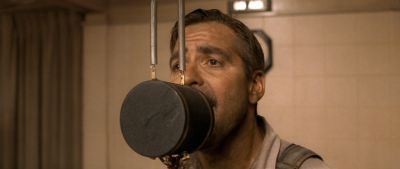 Still from O Brother, Where Art Thou? (2000) that has been tagged with: day & studio & medium close-up