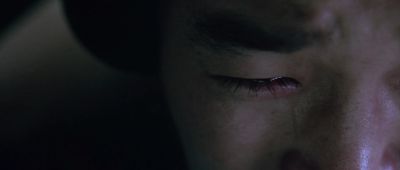 Still from Oldboy (2003) that has been tagged with: extreme close-up
