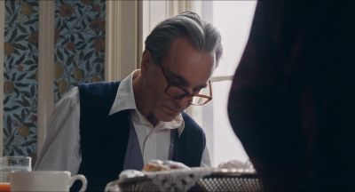 Still from Phantom Thread (2017) that has been tagged with: dining room