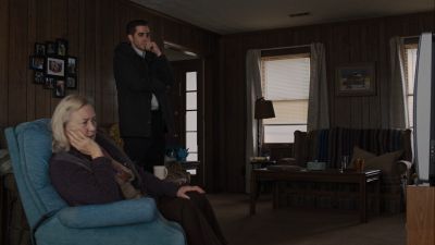 Still from Prisoners (2013) that has been tagged with: 4a3621 & living room & wide shot