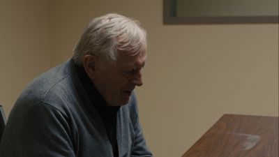 Still from Prisoners (2013) that has been tagged with: profile shot & interrogation