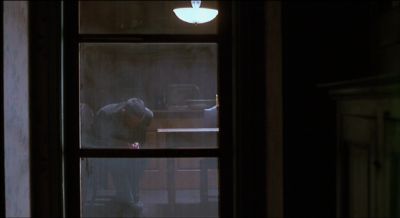 Still from Psycho (1998) that has been tagged with: 625047 & night & interior & frame in a frame