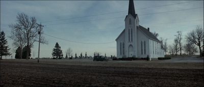 Still from Road To Perdition (2002) that has been tagged with: church