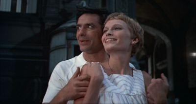 Still from Rosemary's Baby (1968) that has been tagged with: 331414 & night & two-shot & medium shot
