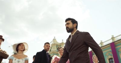 Still from RRR (2022) that has been tagged with: 908051
