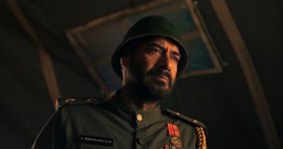 Still from RRR (2022) that has been tagged with: e61e1e