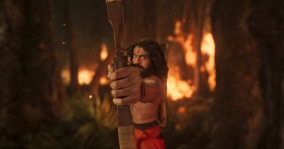 Still from RRR (2022) that has been tagged with: e9672b