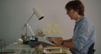 Still from Ruby Sparks (2012) that has been tagged with: desk